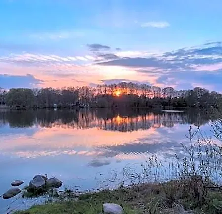 Nad Jeziorem Bystrzyna Lodge Świdwin