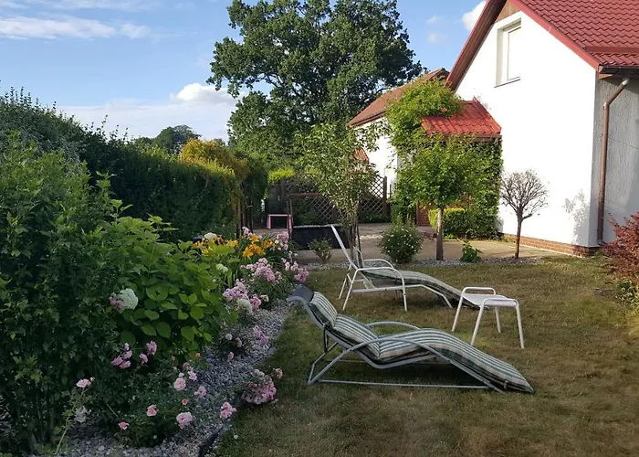 Nad Jeziorem Bystrzyna ロッジ *