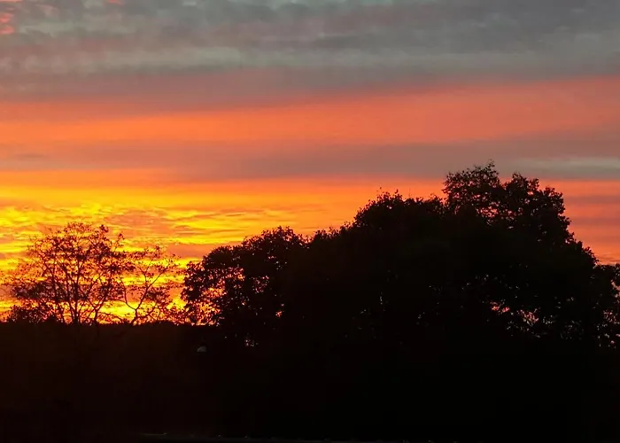 Nad Jeziorem Bystrzyna Domek letniskowy *